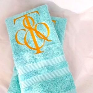 Embroidered Tiffany Blue Hand Towel Set